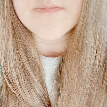💗 Romance writer for Harlequin @MillsandBoon. Lover of vintage books, cats, and tea. Half Welsh, part Latin American, she/her 🏳️🌈 🩷💜💙