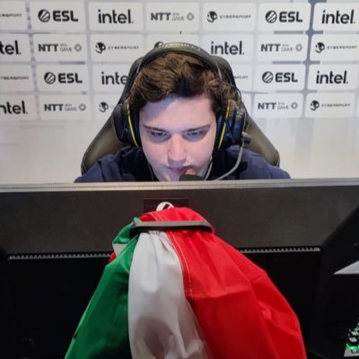 🇮🇹 Milan 21yo CS:GO player for:  Business: mancatommaso@gmail.com Check out my twitch channel!https://t.co/N1u1OTBBmf