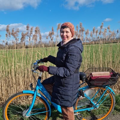 sociale media-lover, geniet van de kleine gelukjes🍀in het leven,concerten,het liefst in een mooie theaterzaal en uitslapen ☺️