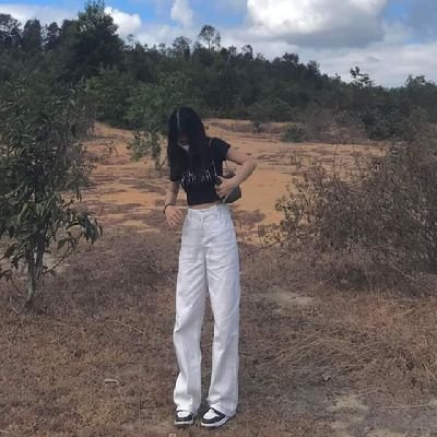 Cally402986062's profile picture. 