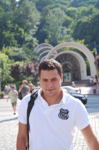 tunademirbas's profile picture. 