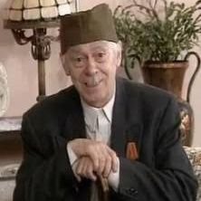 svetoizvorac's profile picture. У кафану причао виц , забрањен , и певао Кој то каже , кој то лаже, исто у кафану .