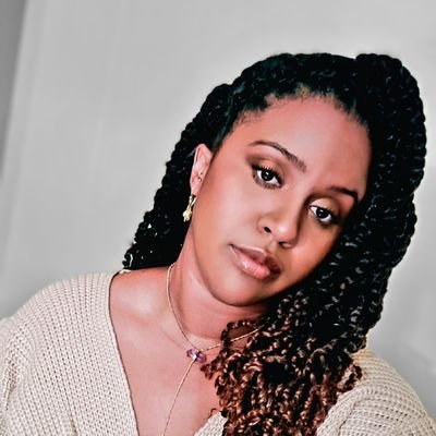 milah212's profile picture. Just a Librarian that loves live music