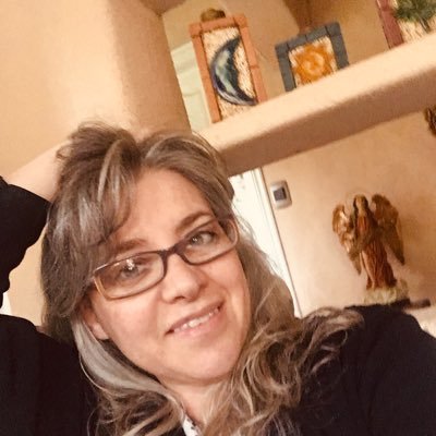 MonicaDelSalto's profile picture. 