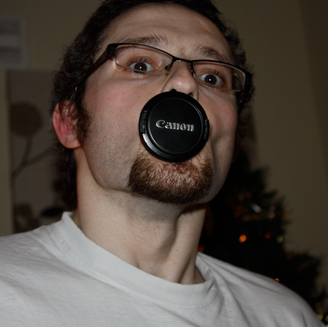 bustedsofas's profile picture. 