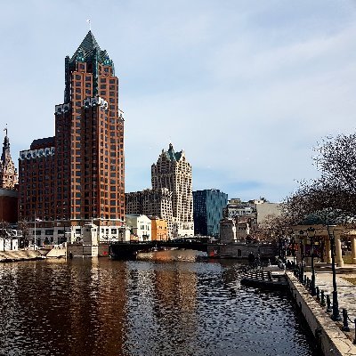 MKE_VisionZero's profile picture. Bot that tweets Vision Zero and traffic violence facts in MKE. By @mitchellhenke and based on work by @HaraldKliems

Data may be delayed and is preliminary