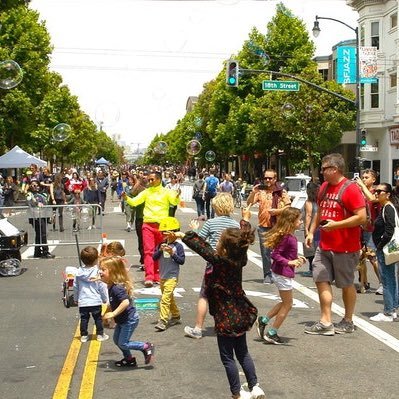 From Market to Cesar Chavez, bursting with @SharedSpacesSF flavor & fun, longing to shed motor vehicles and become “Valencia For The People” 📷 @irapolis