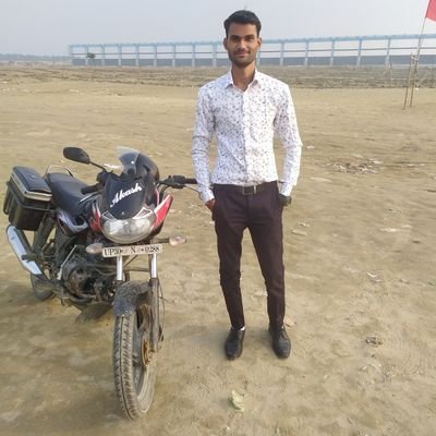 यदा यदा हि धर्मस्य ग्लानिर्भवति भारत:।
अभ्युत्थानमधर्मस्य तदात्मानं सृजाम्यहम्॥
#जयश्रीराम #जयमहाकाल 🚩🚩🚩
