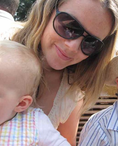 Mum to a 14 & 16 year old. Step-mum to a 20 year old. Passionate advocate of women's rights and wellbeing.