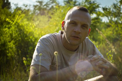 dimelowkick's profile picture. #Performer,#music #activist, #enthusiastic in #Art and #Life....:)
#NoNPRofit #work #PromoMusic #serbia #europe