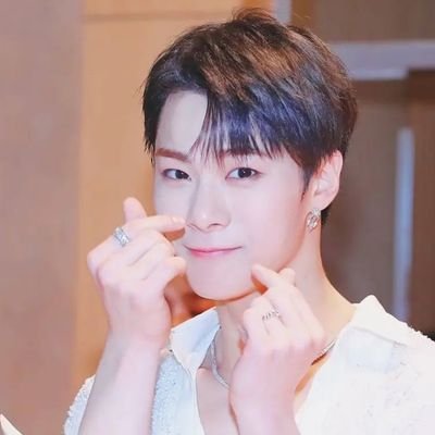 Stay gold Bini🌙
Stay gold ASTRO✨✨
I'll be by your side forever.
stay with me ASTRO✨✨
Let me be by your side.🫶
ASTRO💜AROHA専用垢それ以外の方🙅
