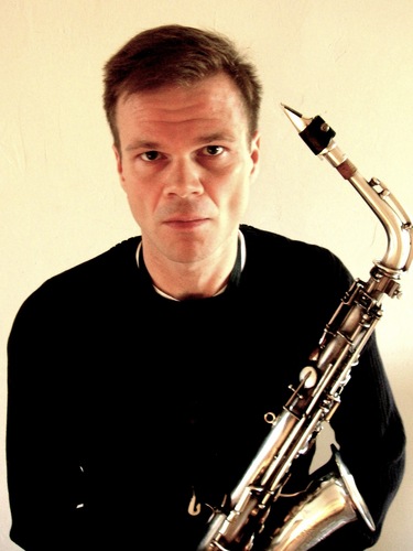New York based saxophonist, guitarist, composer and sound artist.