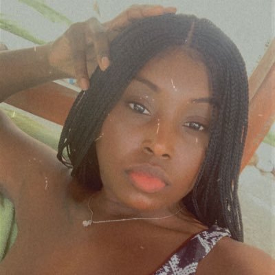 ♡ Get to know me for yourself. Don’t draw a perspective of me based off of what you heard. You get the energy you give✨