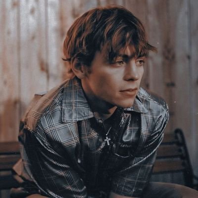 xskaterplayer's profile picture. ੈ✩‧₊˚Son of Anastasia Tremaine