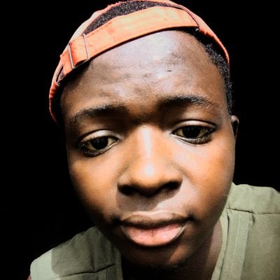 Journalist||ProuDNigerian🇳🇬
(New on Twitter, help me reach everyone out there 🙏😥)