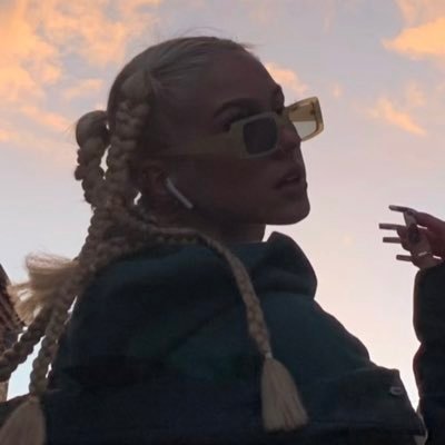 ceraid_ks's profile picture. 👑 sh^t bitch