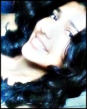 '             - Que se dane padrões, rótulos, conceitos. Eu faço o que eu acho certo, a vida é minha e ninguém pode vivê-la por mim. '   (: