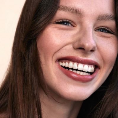 nathasjavd's profile picture. 