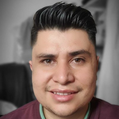 Comunicador y estudioso de la comunicación, amante del futbol y la música. Emprendedor por naturaleza y luchador por convicción.
