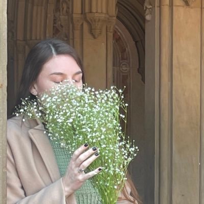 Writer・Editor | CCU MAW ‘20 | Managing Editor Showstopper Magazine Online | She/Her