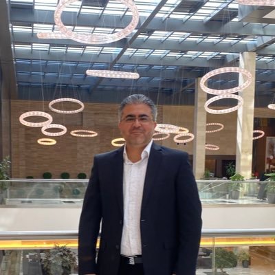 طبيب اسنان اخصائي تقويم اسنان اعمل بالرياض بمستوصف الرضوان بالملز ٠٥٦٩٦٠٦٦١٤