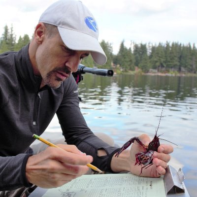 ecologist | active in freshwater conservation, sci comm, cit sci | consumer of flat whites & craft 🍺 | gentle 🐟 squeezer | nature art @ProcrustesCaps | 🇨🇦