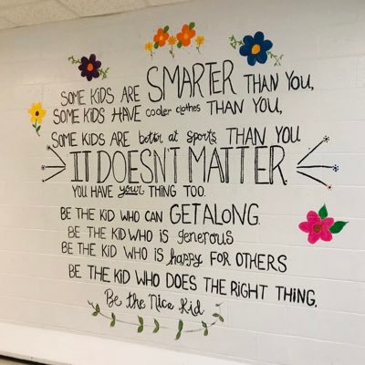 MissWarren2019's profile picture. mother👩‍👦wife👩🏻‍🤝‍👨🏼dog mom🐶teacher👩🏻‍🏫 lifelong learner📚