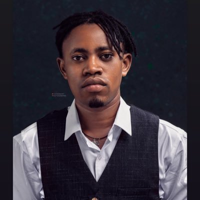 Fashion and art photographer based in Lagos and Ibadan @covenant__fotography