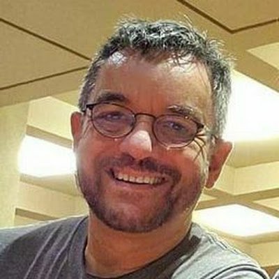 Luciano13465191's profile picture. 