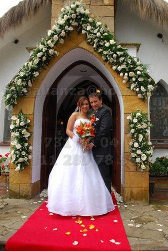 Fotógrafo Social-- 311 2897855 -- 731 8004-- Bodas -15 Años- Comuniones- Bautizos-Ceremonias de Graduación-Empresas--Togas