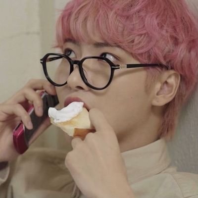 dzzlhwa's profile picture. ~