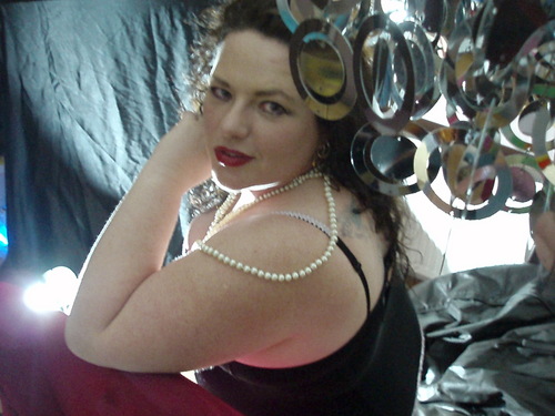 Julieslong's profile picture. Hard working, proud mum of 2 girls!