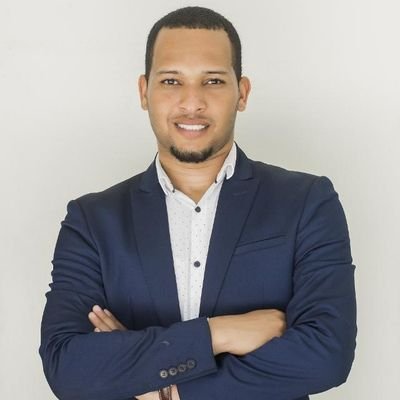 Dominicano, Latino, Existencialista, No Materialista, Economista.
Peledeista
Escogidista