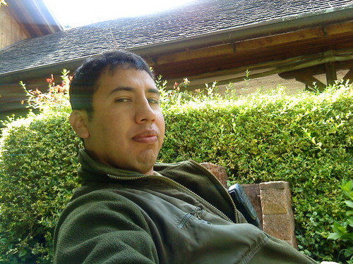 soy una persona tranquila, un poco trabajolico pero asi es my trabajo es lo que me gusta y poder desempeñarme lo mejor posible en todos los ambitos de la vida.