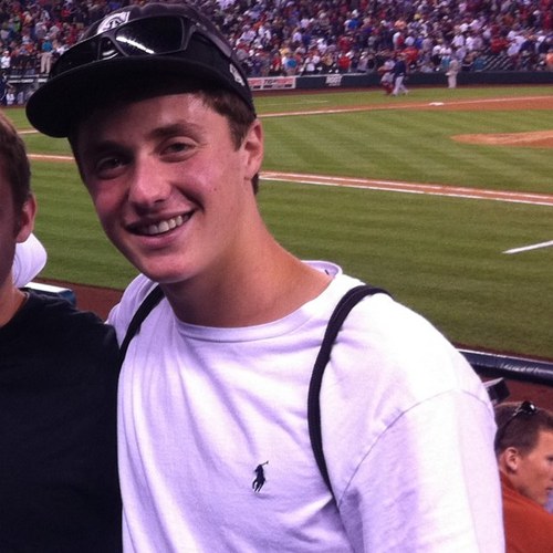 bern5tein's profile picture. 