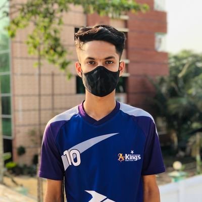 TNTarekur's profile picture. সব স্বপ্নের রং হয় না তো, 
 বেদনার মতো নয় রঙা ❣️