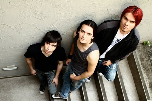 FC criado em homenagem à melhor banda da atualidade @cartaoficial, divulgação de novidades e shows! @rebek_mulek Oficializado dia 14/08 pelo @lucasgiorgetta!