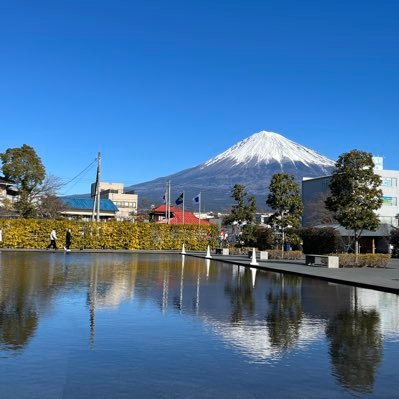 お酒、銭湯、お散歩好きな姐さんです。