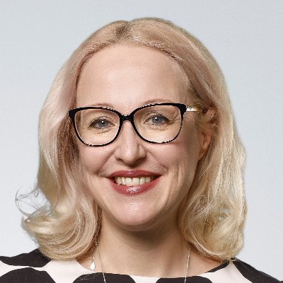 KirsiSutton's profile picture. Varhaiskasvatuksen erityisasiantuntija OAJ:ssä, intohimoinen salibandyn pelaaja ja sienestäjä. #varhaiskasvatus @oajry
📷 Leena Koskela