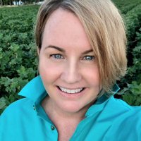 Farmer Renée(@IamFarmerRenee) 's Twitter Profile Photo