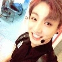 Pandamira_'s profile picture. Hayatı götten kankam