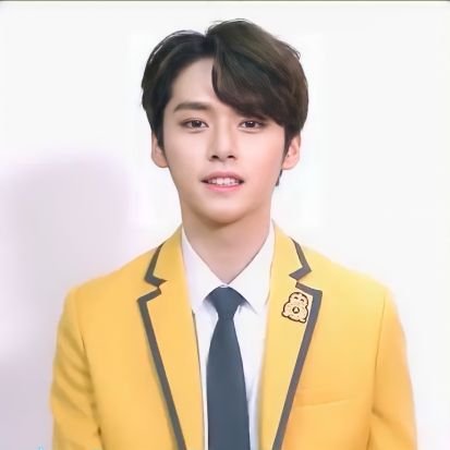 tweet mostly about Stray Kids and the rest of JYPE artist (𝘢𝘯𝘥 𝘻𝘦𝘳𝘰𝘣𝘢𝘴𝘦𝘰𝘯𝘦, 𝘪 𝘨𝘶𝘦𝘴𝘴..?)
✨so selective✨