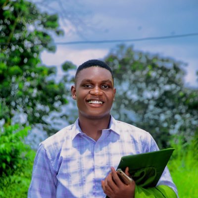 I'm a Passionate and detail-oriented product designer with a strong track record of creating exceptional user experiences.