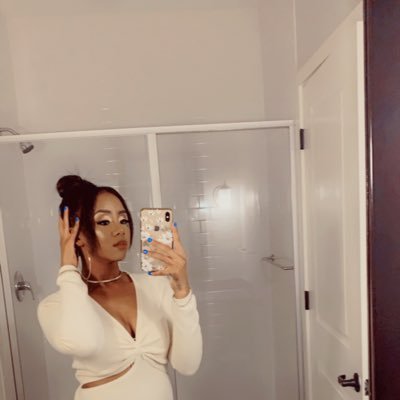 Gemini . . Happiness is Key . IG: _lovefaithieee .