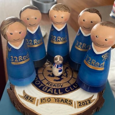 missusfullarton's profile picture. 