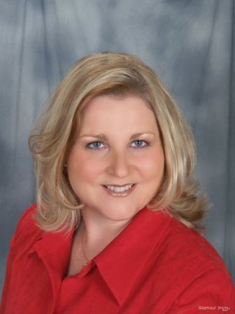 kim_huey's profile picture. Kim the Coder! Married to a wonderful godly man, Donald. Part of an awesome family of believers at Church of the Highlands!  Mom to Rob Garner and Josh Huey.