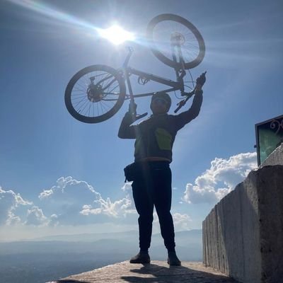 Voy a hablar / en un idioma / que nadie entienda nadie podrá / decirme nada no podré / decirle nada / a nadie