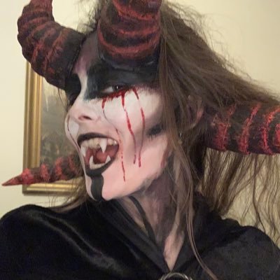 Lizzi, Token Nerdさんのプロフィール画像