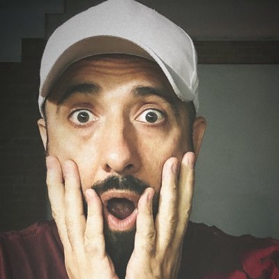 Too passionate for a 9 to 5. BRAGA MEDIA @iambraga 💼 🎥 📸 Certified Baptiste Yoga teacher🧘♂️ @yogaonseven ❤️ Proud single dad to a princess.