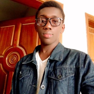 🇸🇳
Ombre de @Docteur_Digital ⭐
Graphic Designer💻✒️
Géographe🌍 Green advocate 🌱
Muslim / Talibé Cheikh, Seriñ Maodo Sy sama wassila @fcbarcelona @TrentAA